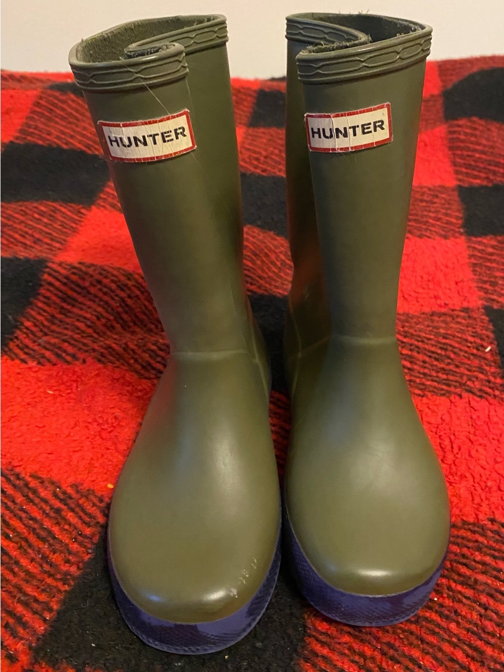 Hunter Kids Olive Green Rain Boots with Purple Soles